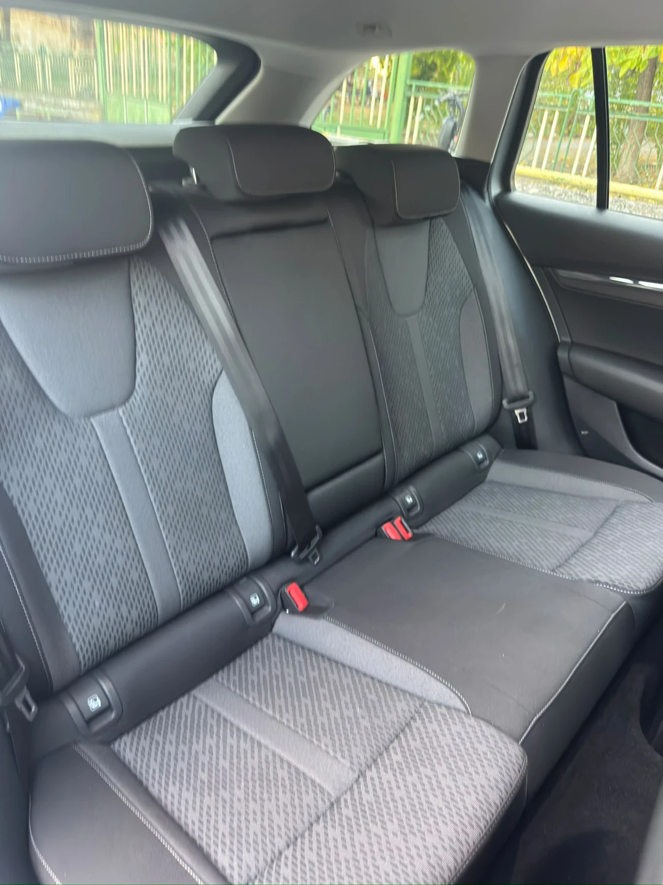 Skoda Octavia 2.0TDI 150KC, снимка 8 - Автомобили и джипове - 56723793