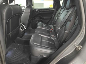 Porsche Cayenne * AWD 4dr * CARFAX * ОБДУХВАНЕ * BOSE * 2 КЛЮЧА, снимка 13