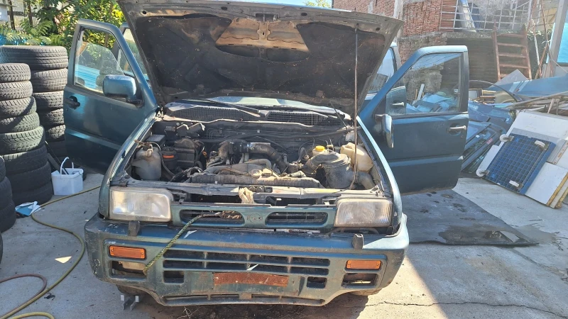 Nissan Terrano, снимка 7 - Автомобили и джипове - 48648876