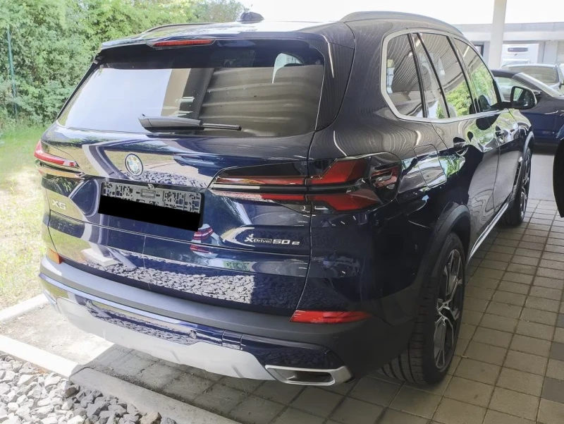BMW X5 xDrive50e 21 Zoll* Iconic* Komfortsitze, снимка 2 - Автомобили и джипове - 52151781