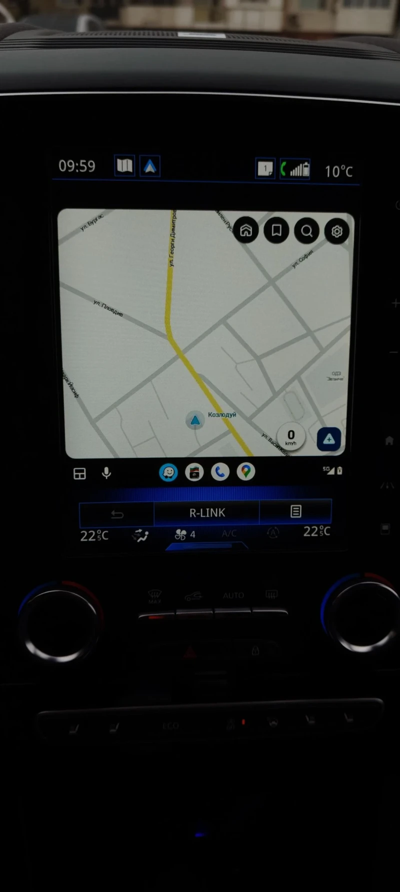 Renault Koleos 2.0Dci 190 4x4, снимка 11 - Автомобили и джипове - 52530325