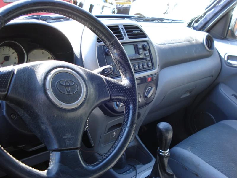 Toyota Rav4 2.0vvti 150kc 4x4, снимка 8 - Автомобили и джипове - 35993952