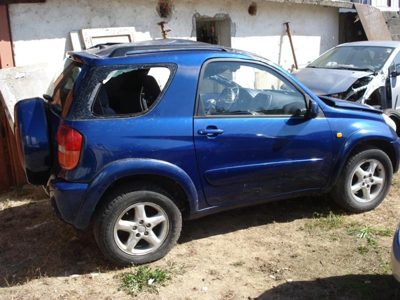 Toyota Rav4 2.0vvti 150kc 4x4, снимка 1 - Автомобили и джипове - 35993952