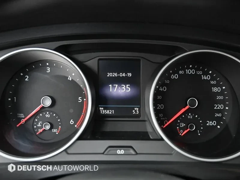VW Tiguan 2.0 TDI PREMIUM, снимка 8 - Автомобили и джипове - 55295755