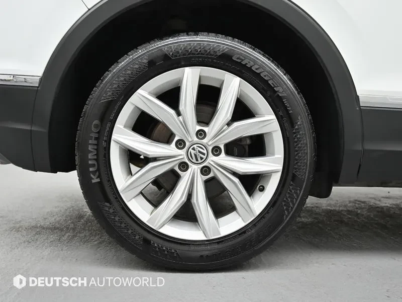 VW Tiguan 2.0 TDI PREMIUM, снимка 5 - Автомобили и джипове - 55295755