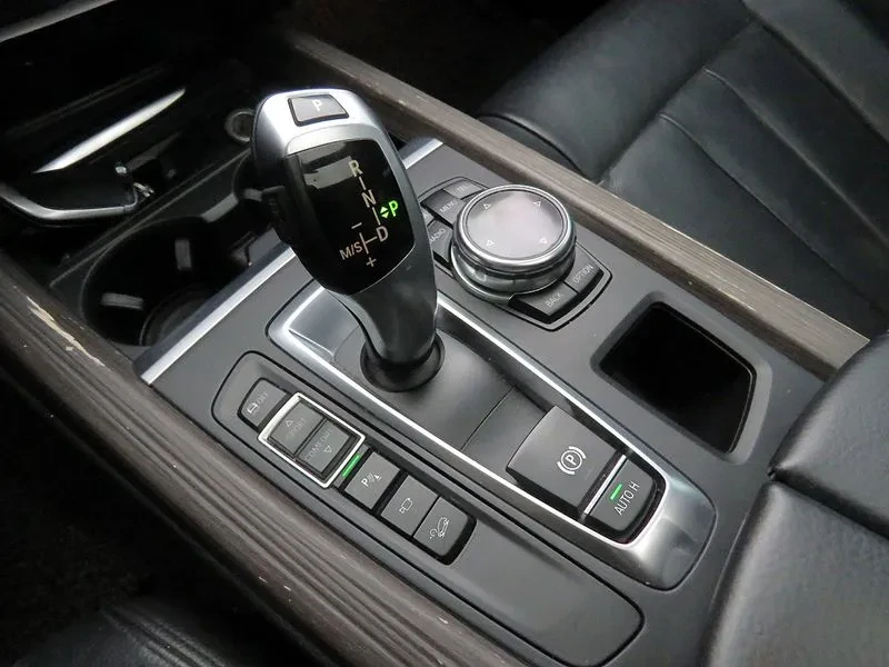 BMW X5 3.0D, снимка 9 - Автомобили и джипове - 55384201