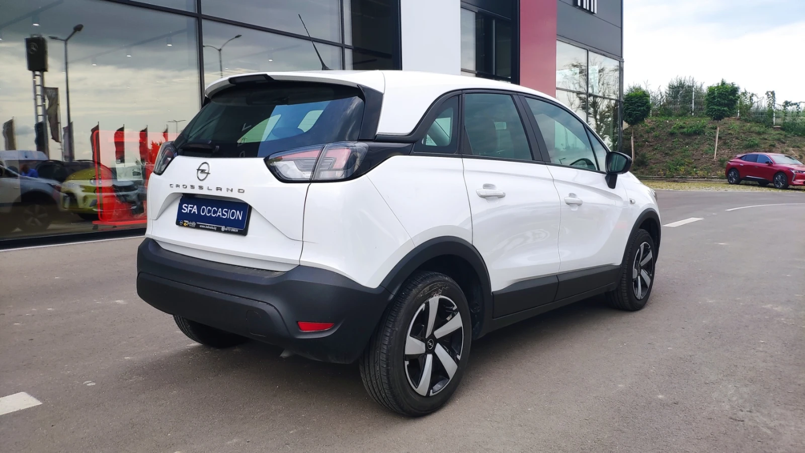 Opel Crossland X 1.2Turbo/110к.с МТ6 - изображение 3