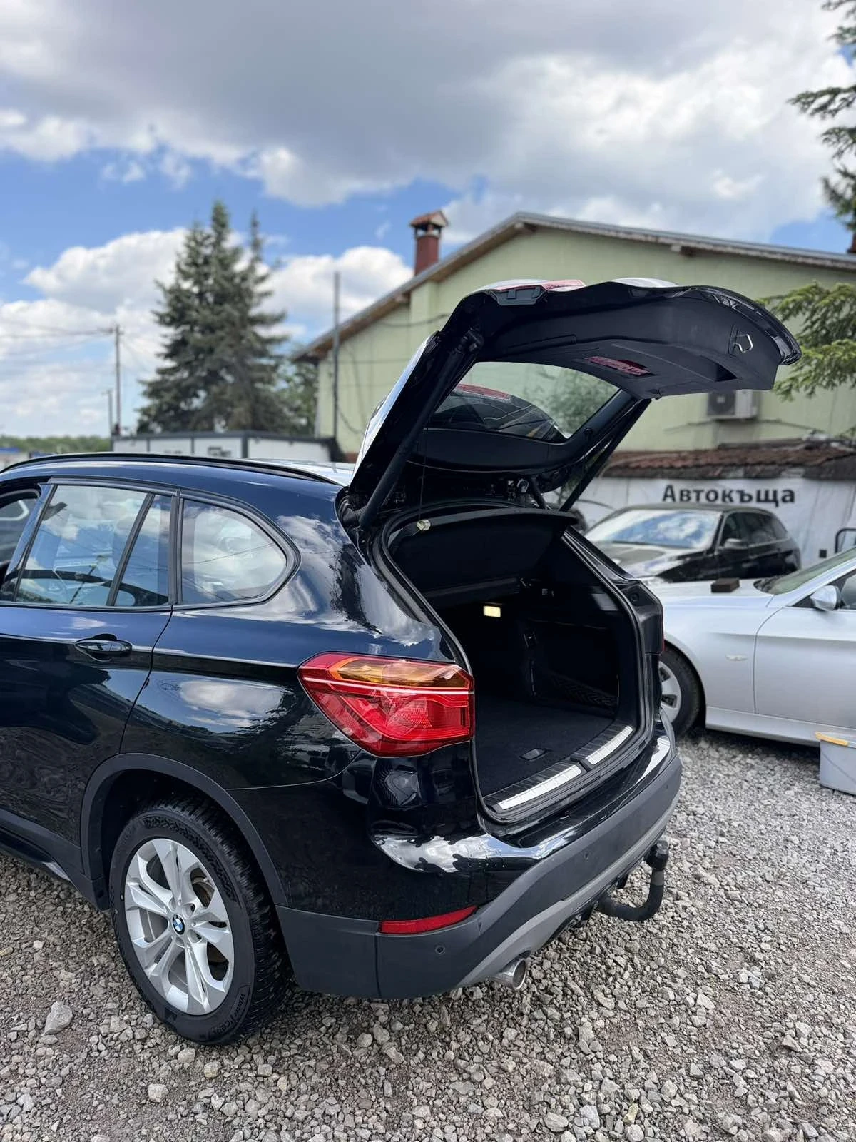 BMW X1 xDrive 18d! F1! Германия!, снимка 16 - Автомобили и джипове - 51450634