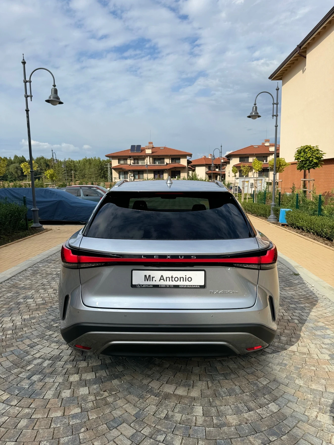 Lexus RX 450h plus ГАРАНЦИОНЕН - НОВ  - изображение 4