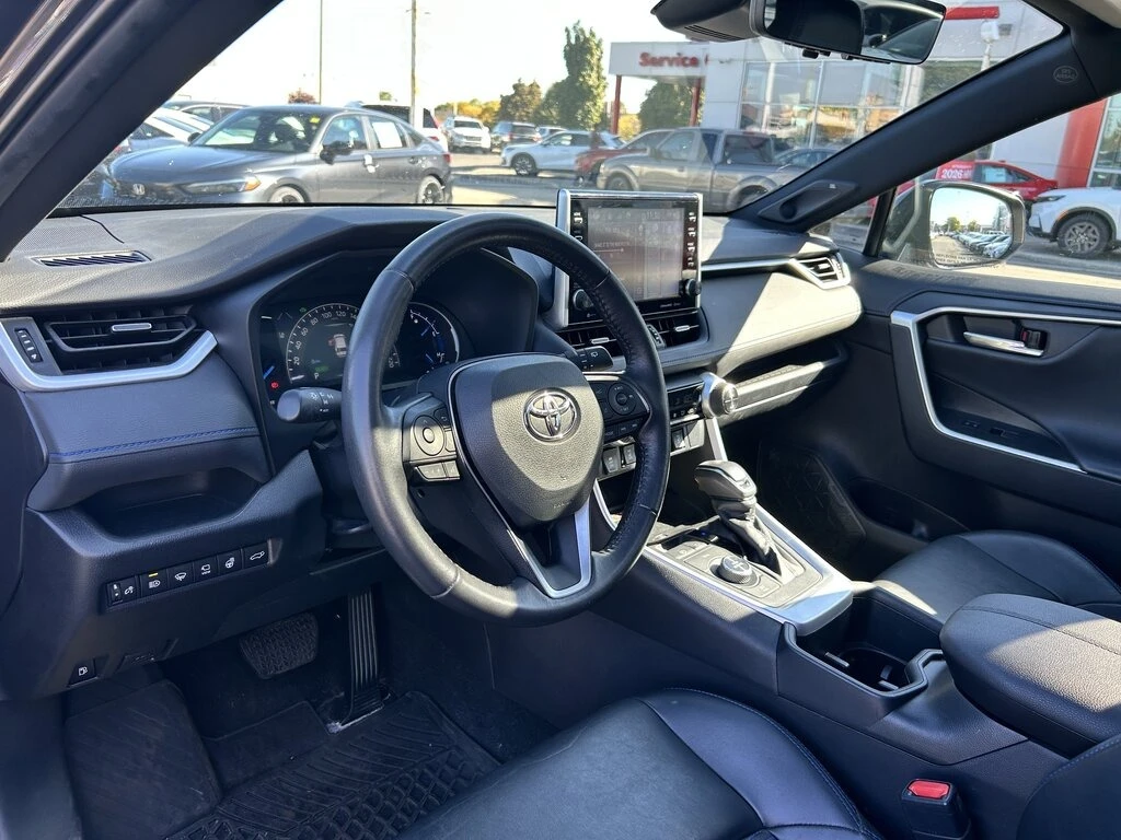 Toyota Rav4 XYBRID XSE * * CARFAX * * АВТО КРЕДИТ * *  - изображение 8