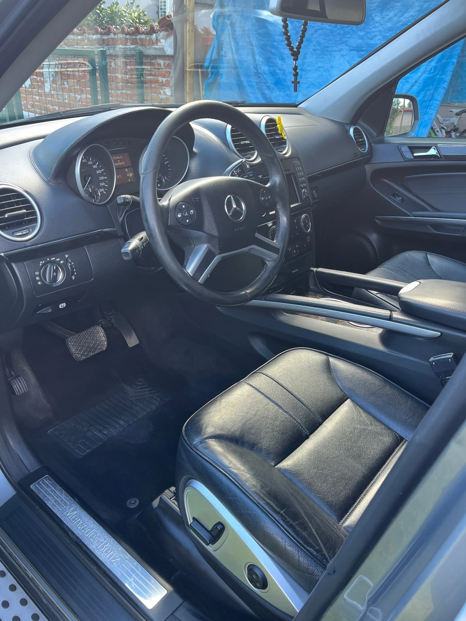 Mercedes-Benz ML 320 Феислифт, снимка 11 - Автомобили и джипове - 53727838