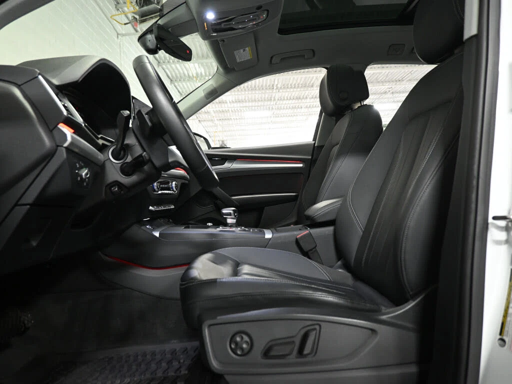 Audi Q5 S Line 45* TFSI* АвтоКредит* (ЦЕНА ДО БГ), снимка 16 - Автомобили и джипове - 53784257