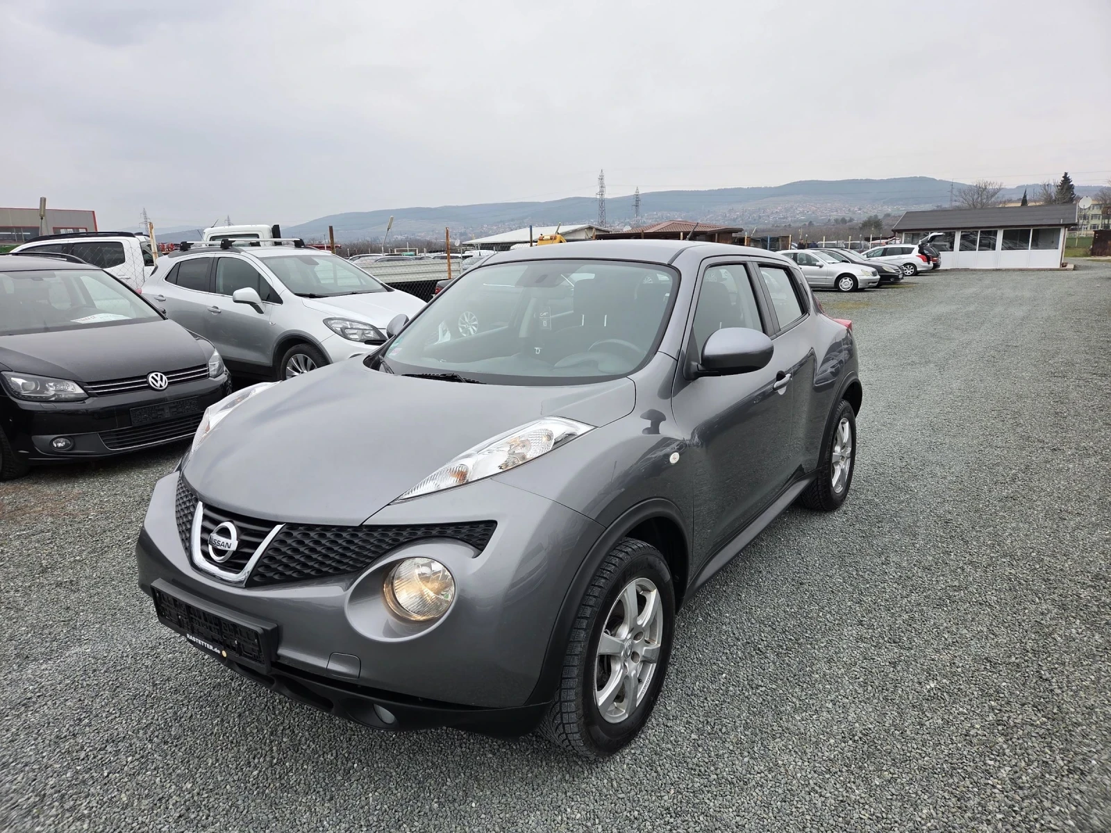 Nissan Juke 1.6i 117ps, снимка 5 - Автомобили и джипове - 53813037