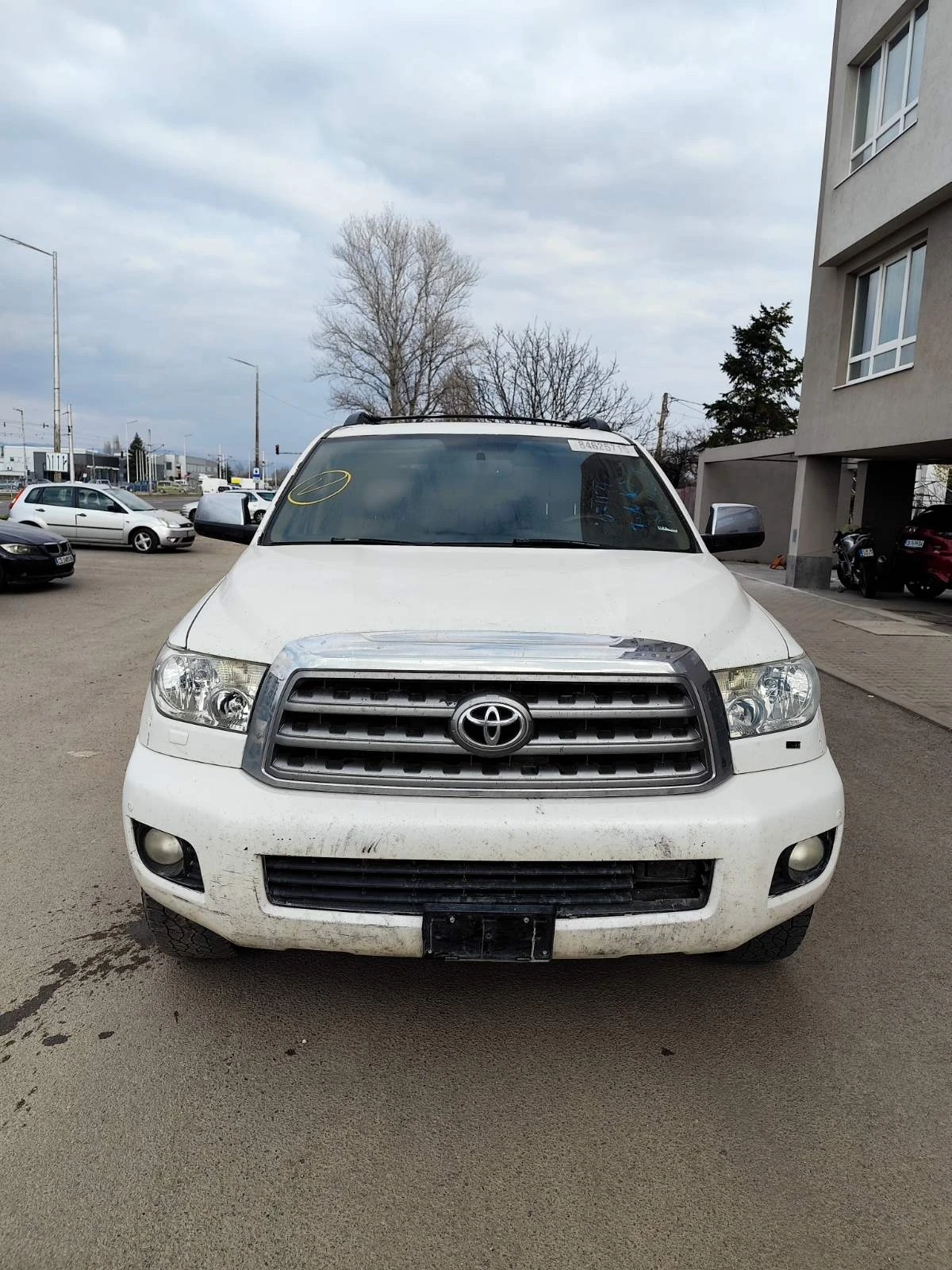 Toyota Sequoia Platinum 5.7