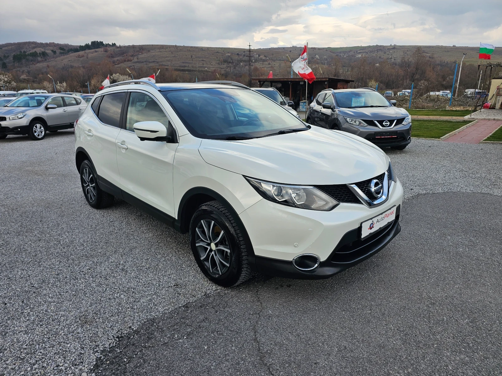 Nissan Qashqai 1.6 dci 4x4 Ful, снимка 8 - Автомобили и джипове - 53963904