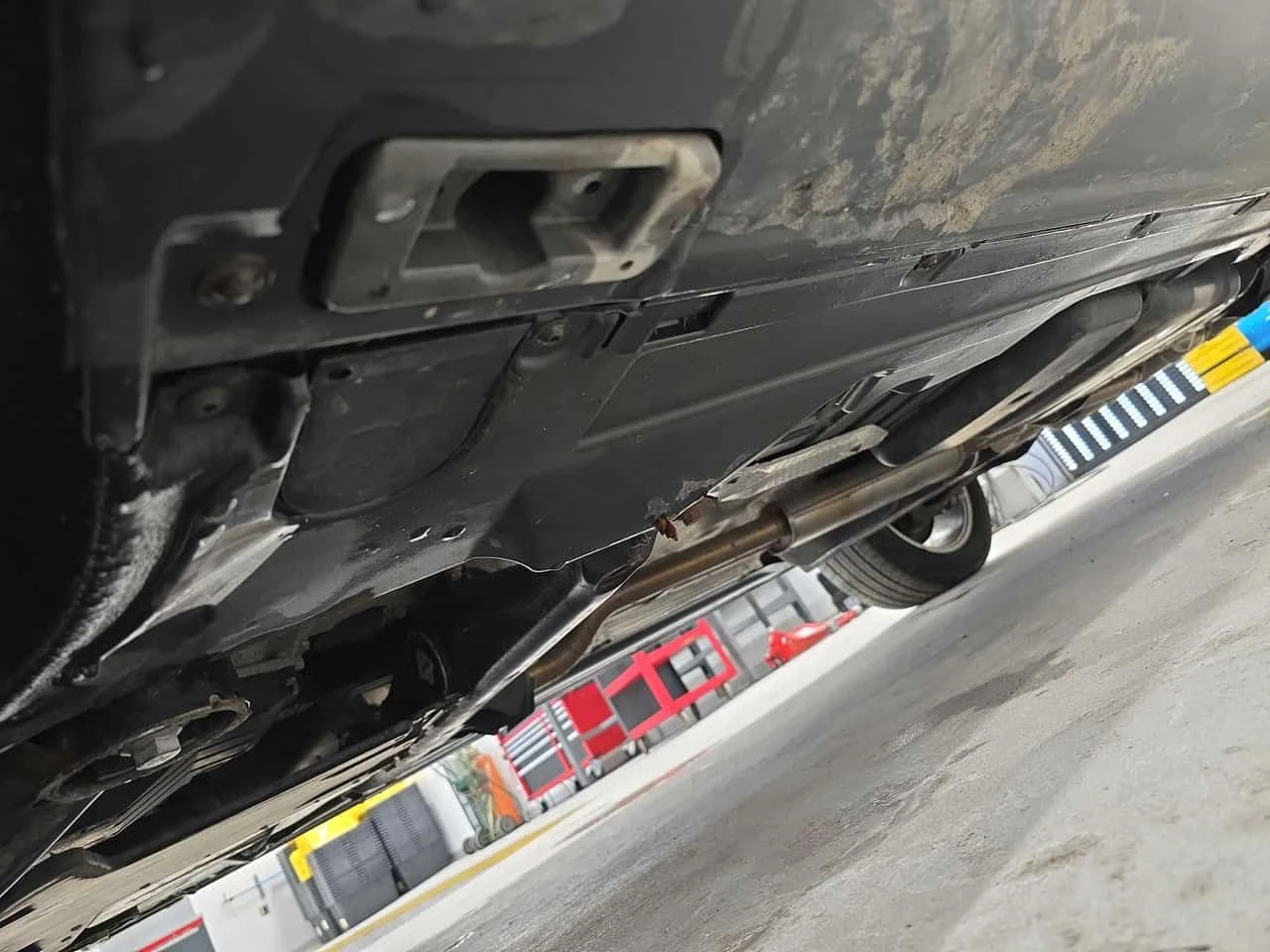 Porsche Cayenne * AWD 4dr * CARFAX * ОБДУХВАНЕ * BOSE * 2 КЛЮЧА, снимка 11 - Автомобили и джипове - 53972843