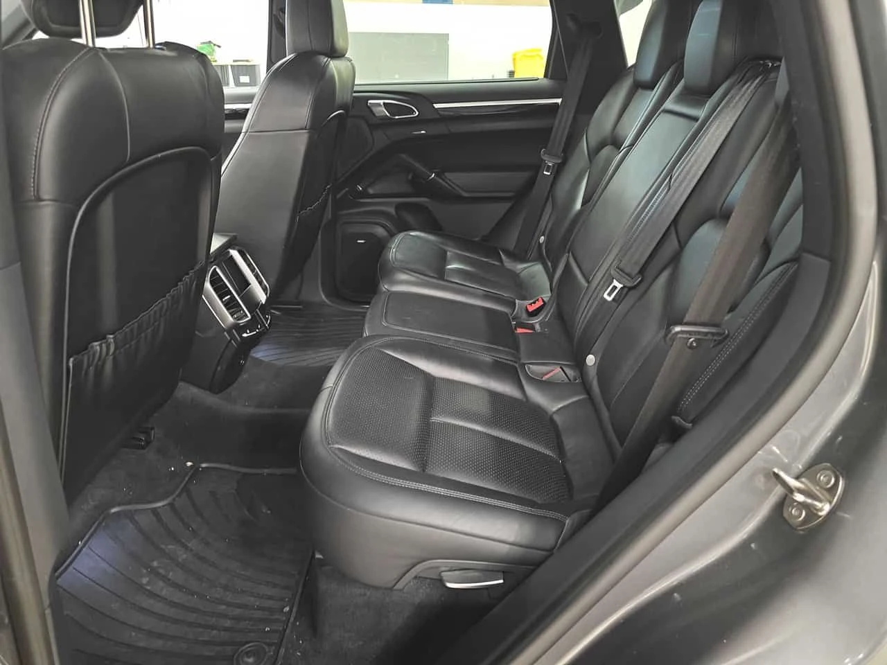 Porsche Cayenne * AWD 4dr * CARFAX * ОБДУХВАНЕ * BOSE * 2 КЛЮЧА, снимка 13 - Автомобили и джипове - 53972843