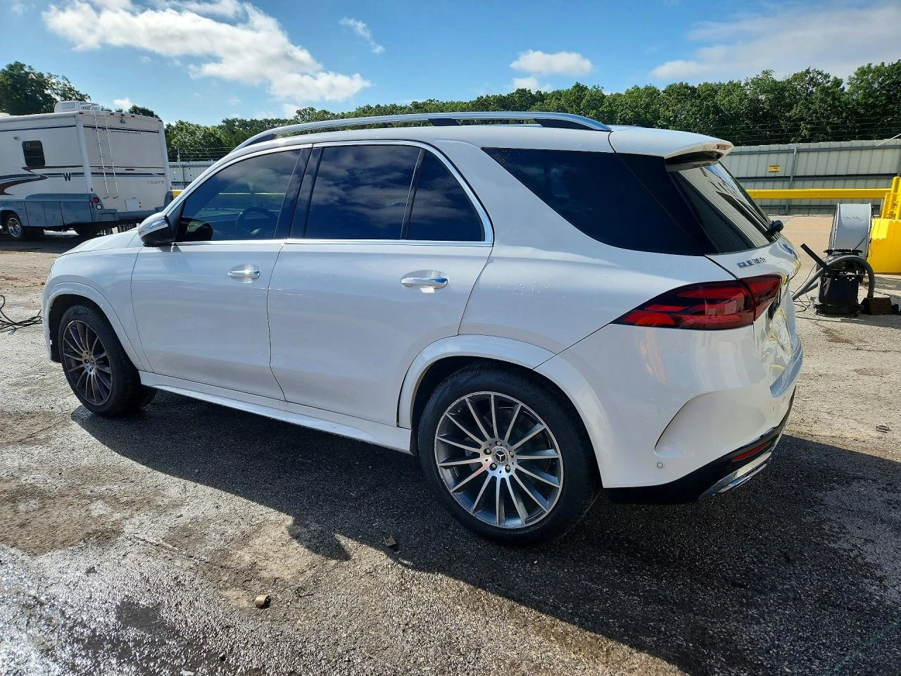 Mercedes-Benz GLC 350 4MATIC* DISTR* BURMESTER* ��������* �����* FULL*  | Mobile.bg � ����������� 2