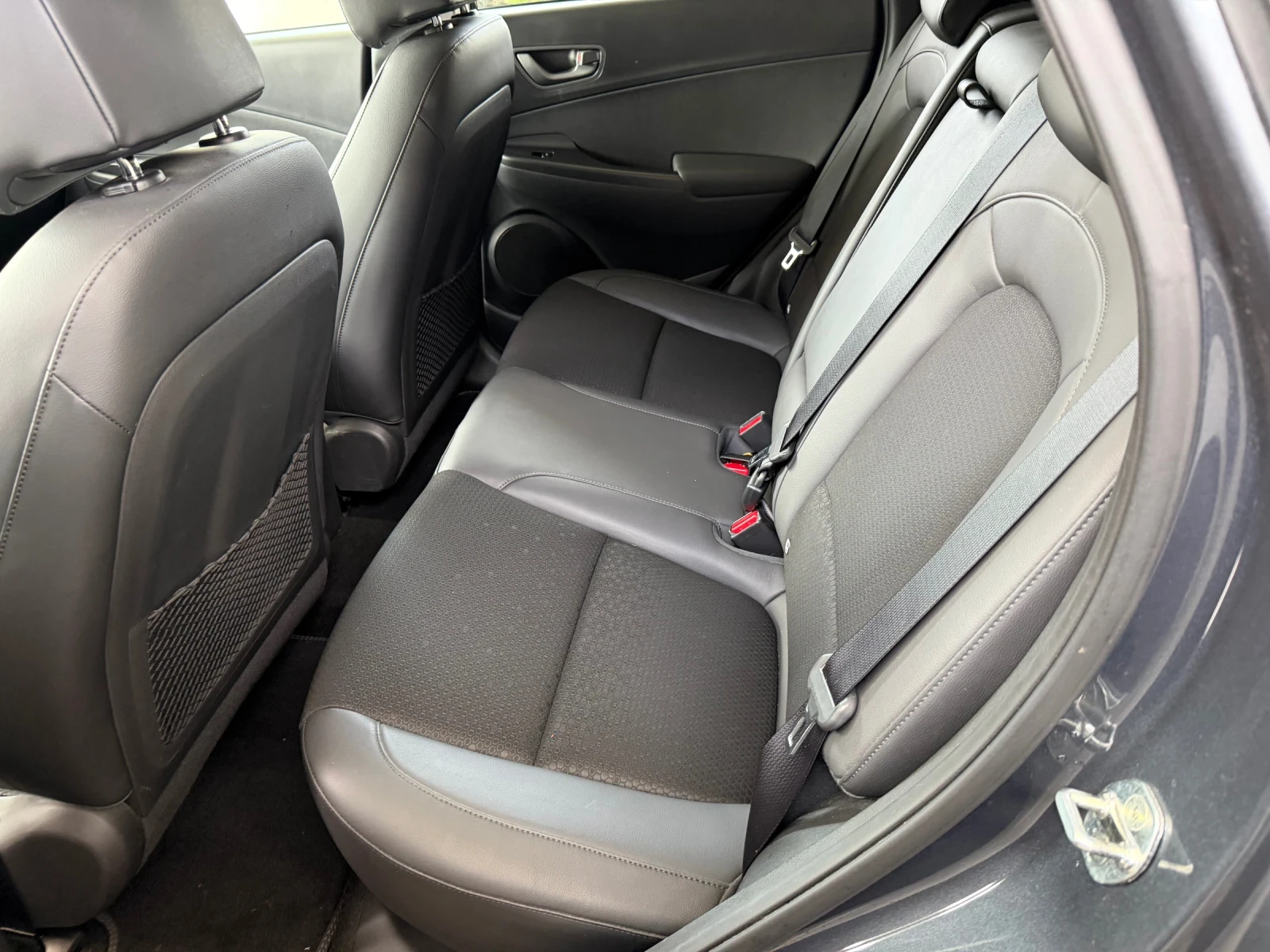 Hyundai Kona, снимка 11 - Автомобили и джипове - 55341302