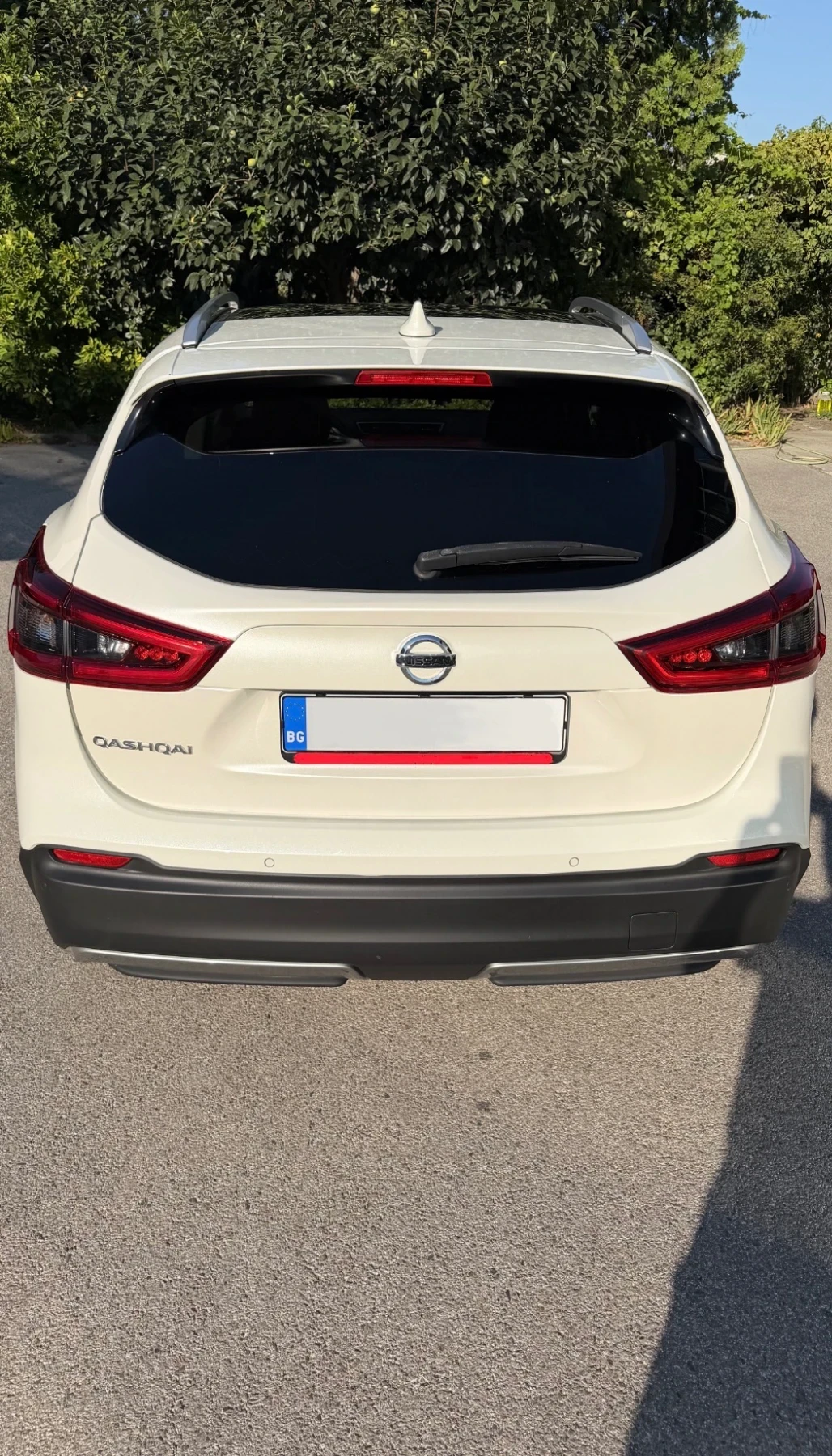 Nissan Qashqai Connect Ed. 2, 360 камера, ст. покрив,  бяла перла, снимка 8 - Автомобили и джипове - 55742817