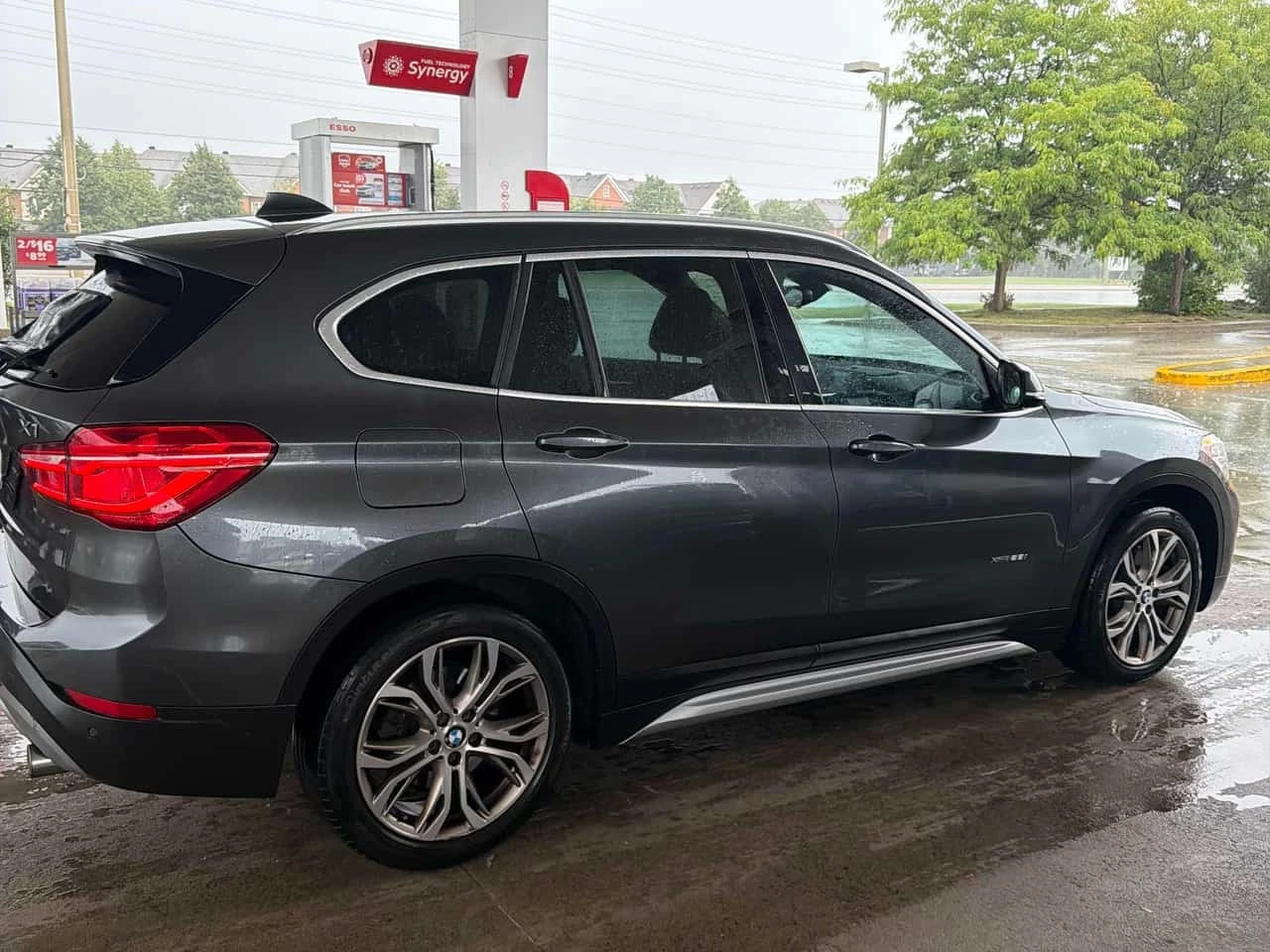 BMW X1 xDrive28i / CARFAX / АВТОКРЕДИТ , снимка 3 - Автомобили и джипове - 55782305