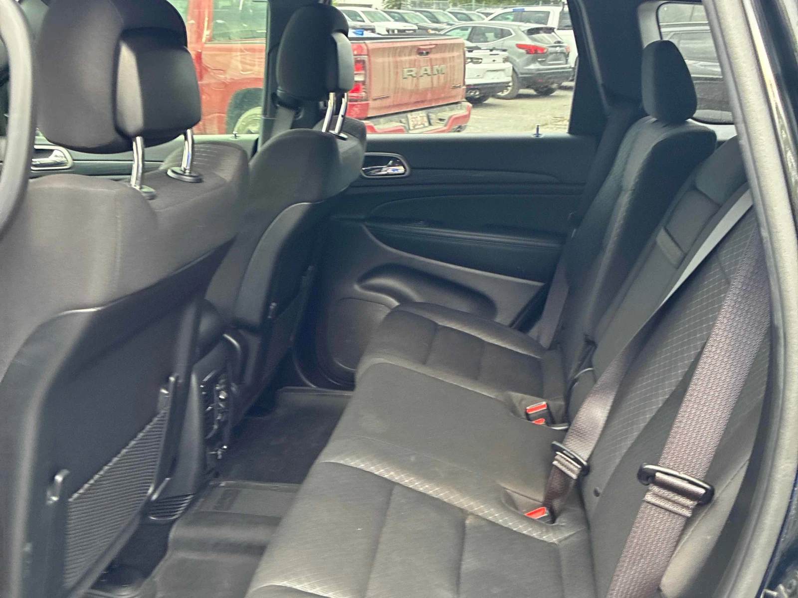 Jeep Grand cherokee Upland* CARFAX* АВТОКРЕДИТ БЕЗ ПЪРВОНАЧАЛНА ВНОСКА, снимка 15 - Автомобили и джипове - 56126672