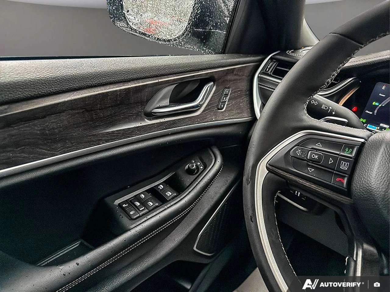 Jeep Grand cherokee 4x4 | One Owner | No Reported Accidents! | Mobile.bg � ����������� 16