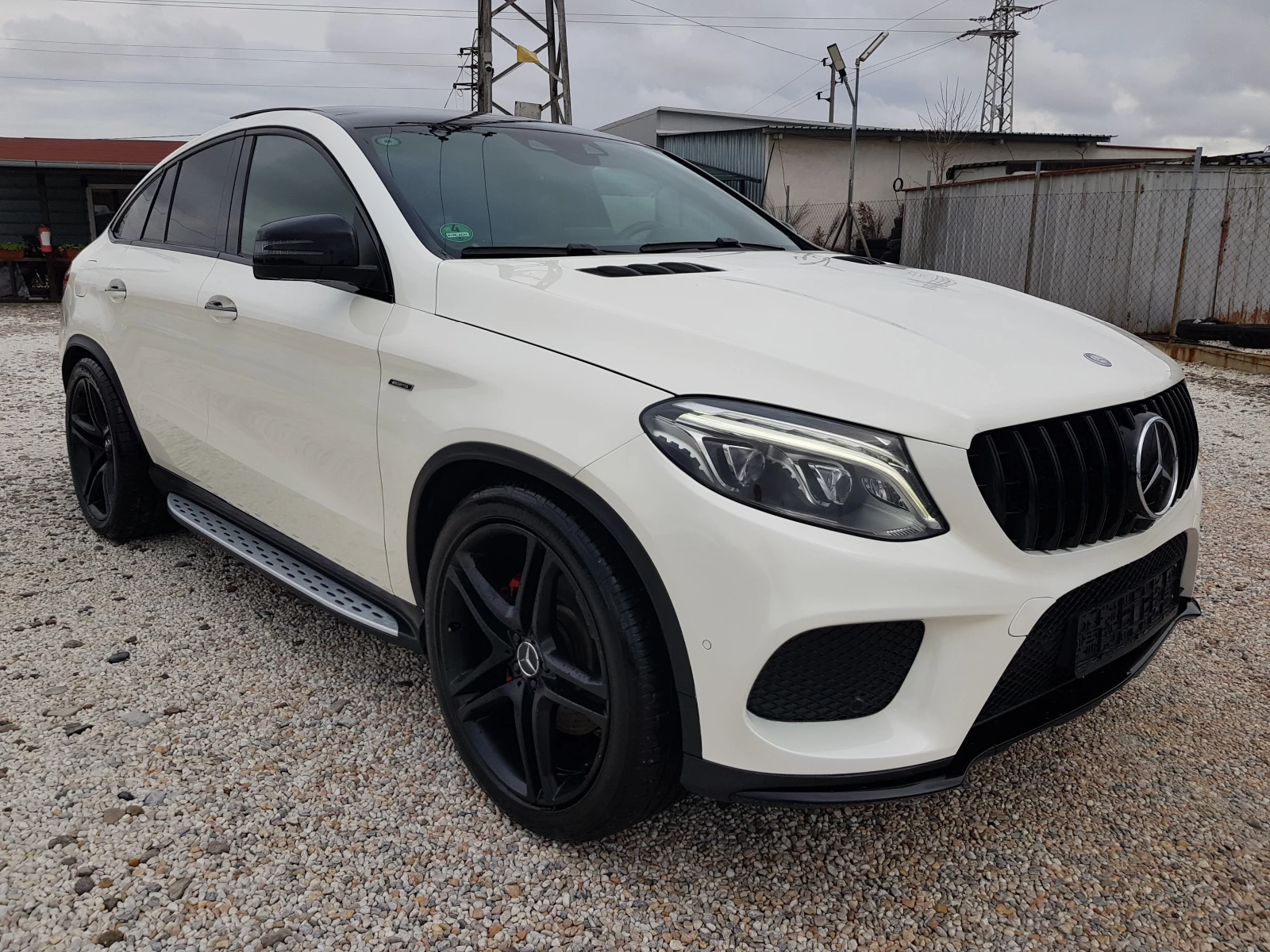 Mercedes-Benz GLE 450 AMG 4matic, снимка 3 - Автомобили и джипове - 56738721