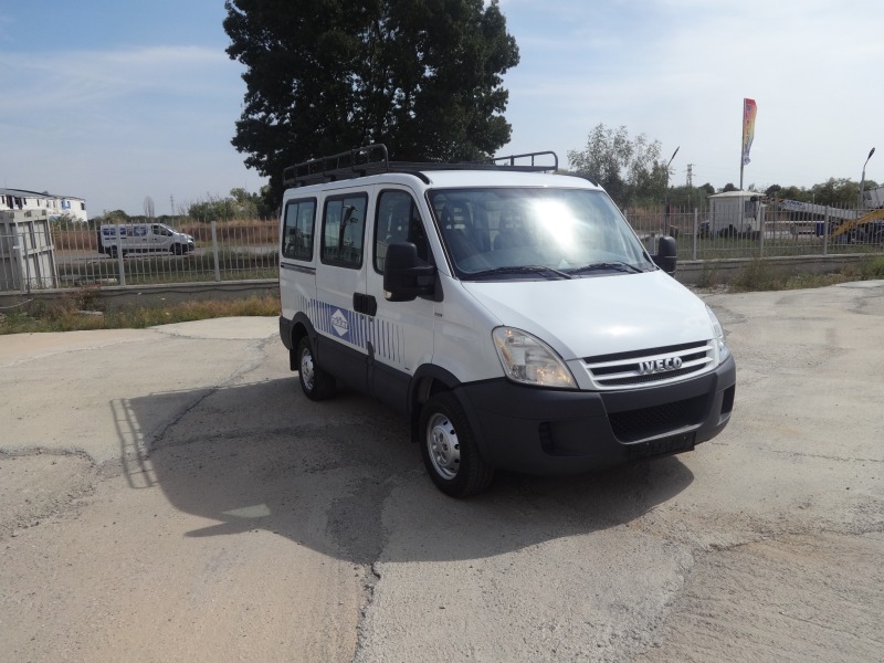 Iveco Daily 35S18 3.0HPI***9 местен***