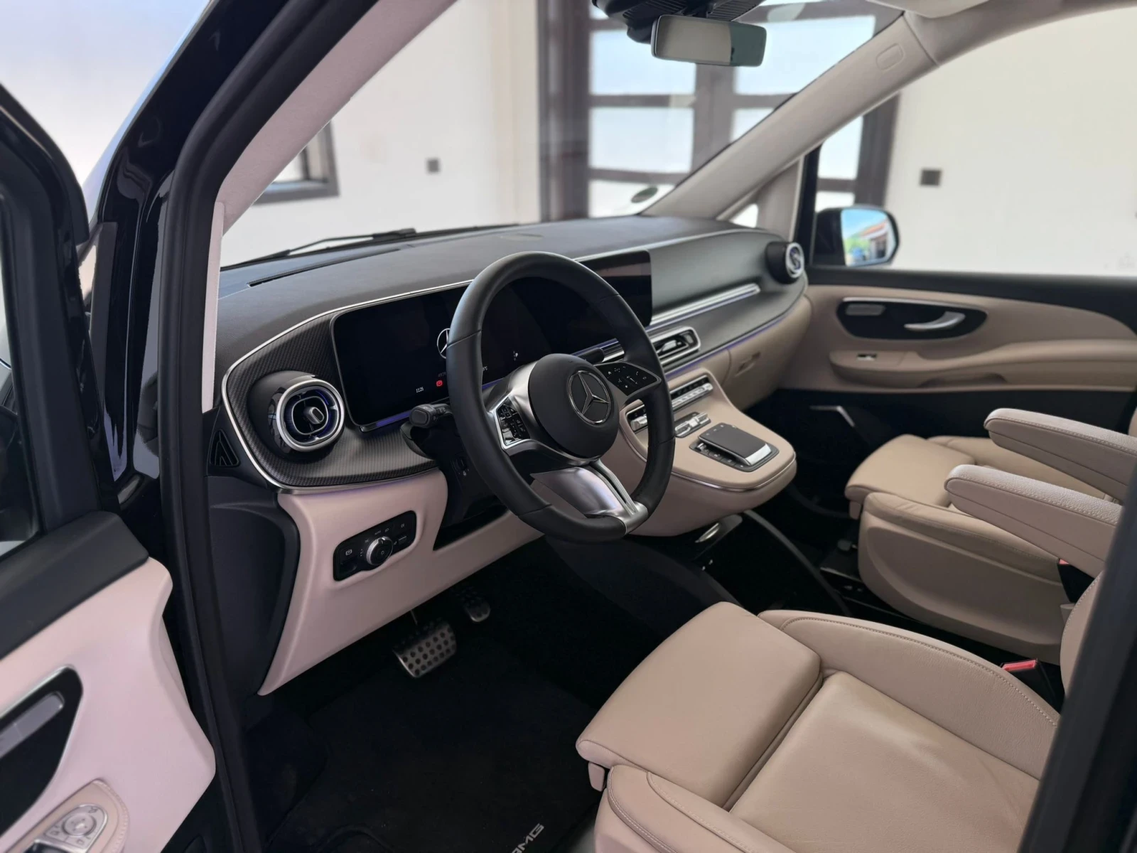 Mercedes-Benz V 300 d Avangarde Long Exclusive AMG - изображение 5