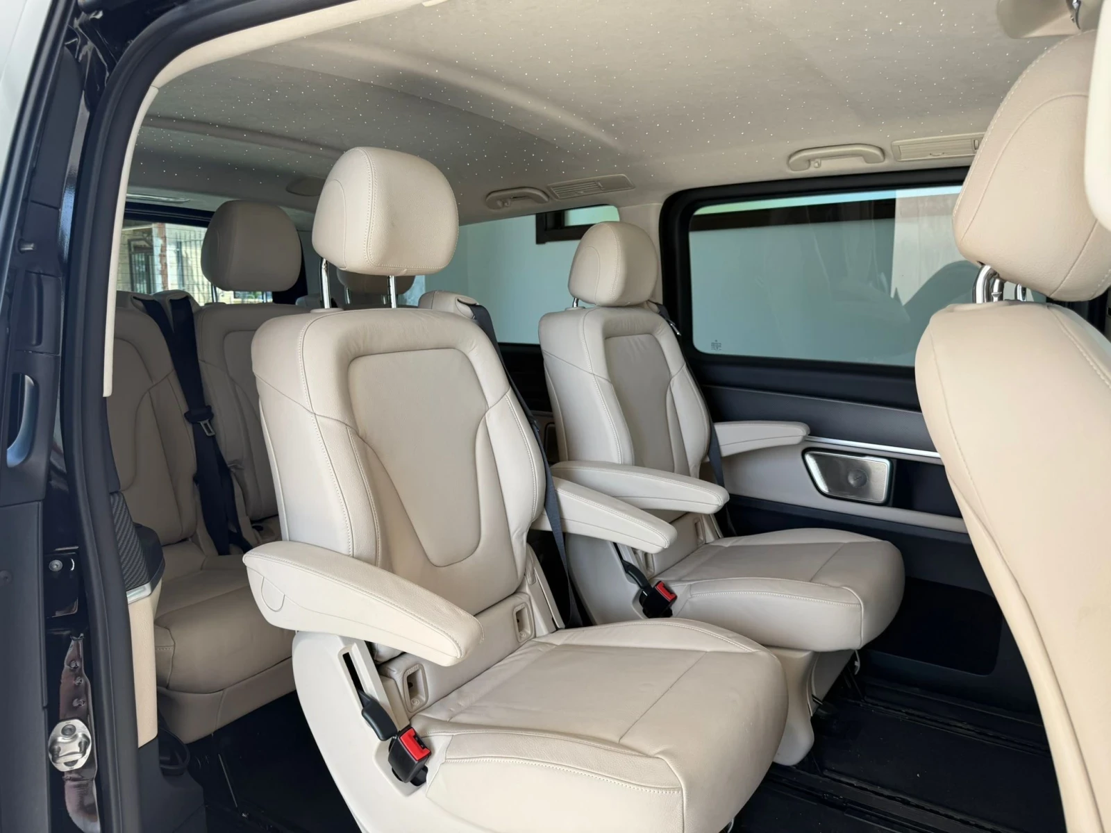 Mercedes-Benz V 300 d Avangarde Long Exclusive AMG | Mobile.bg   11