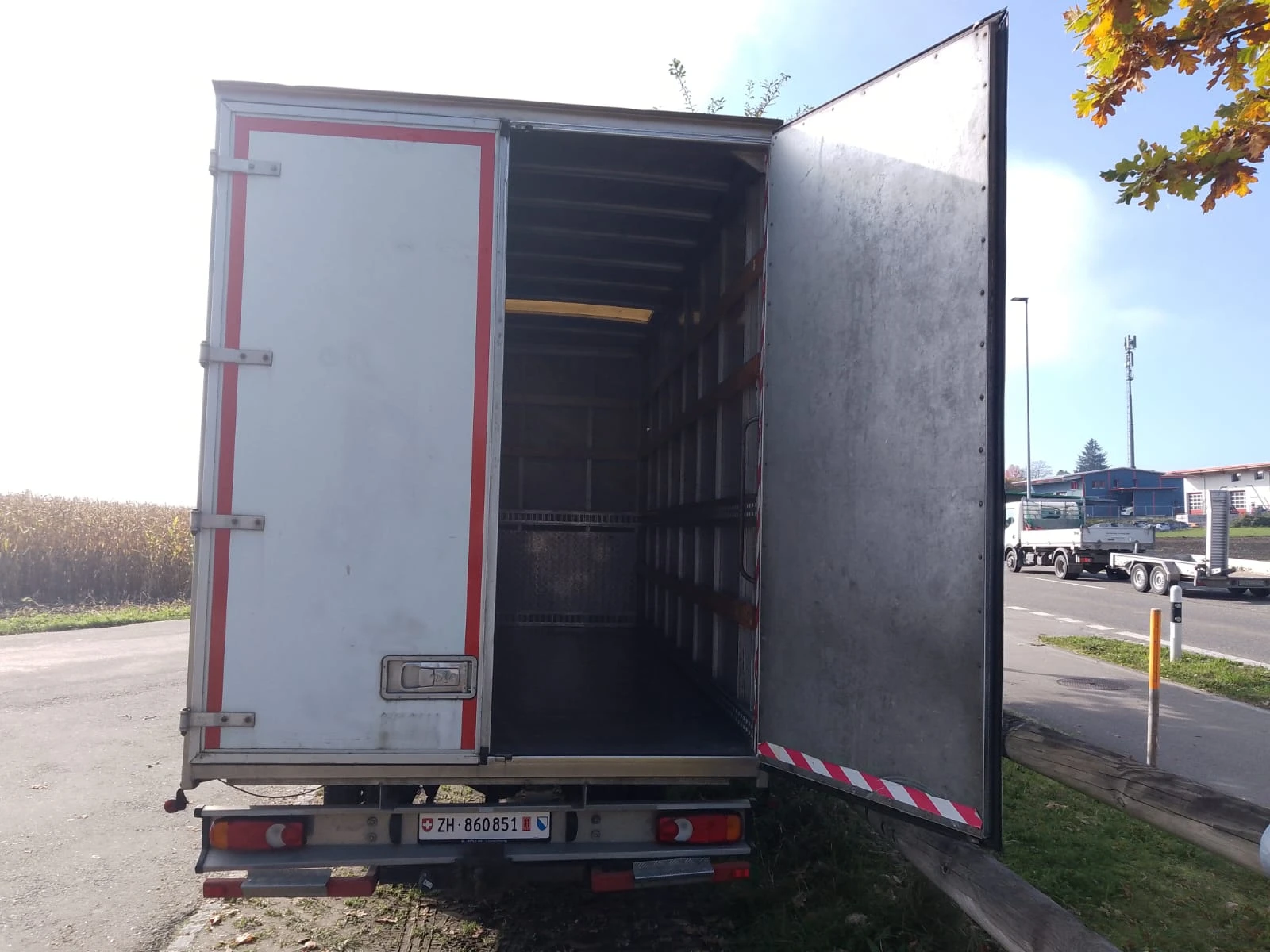 Renault Maxity 2.5 - изображение 2