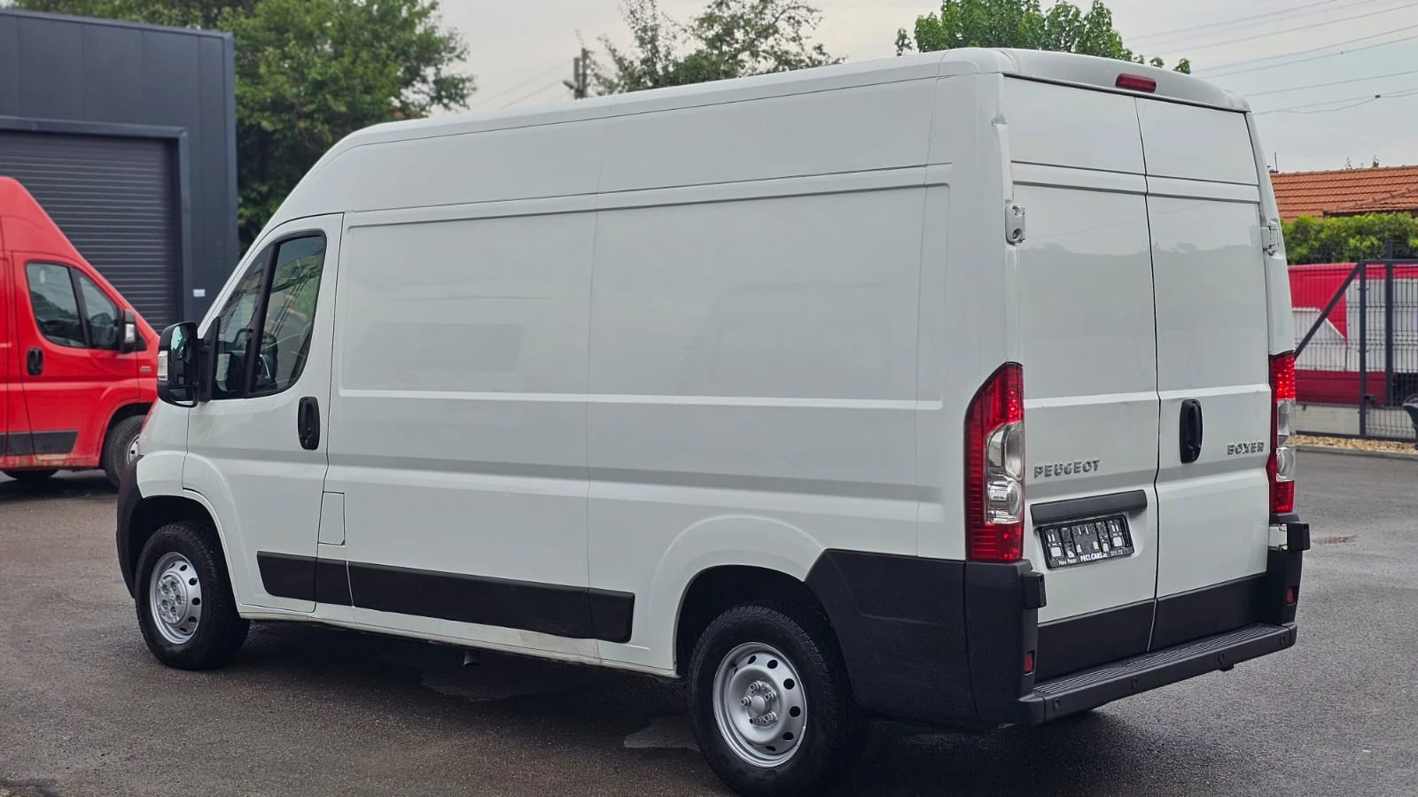 Peugeot Boxer FL2 2.2HDI 130HP 6SP CH-ХЛАДИЛЕН-КЛИМАТИК-ЛИЗИНГ, снимка 4 - Бусове и автобуси - 55831870