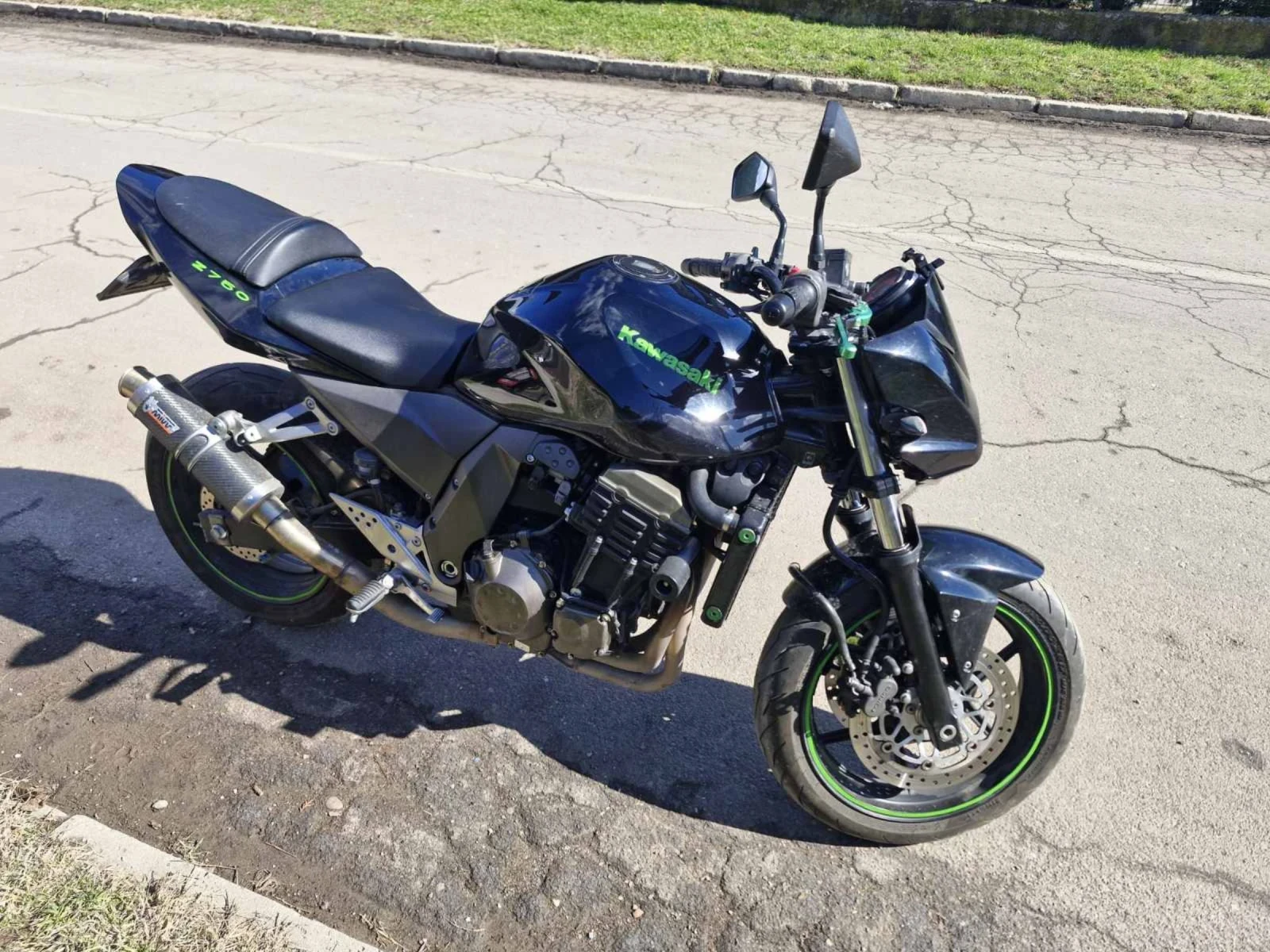 Kawasaki Z 750, снимка 3 - Мотоциклети и мототехника - 55167259
