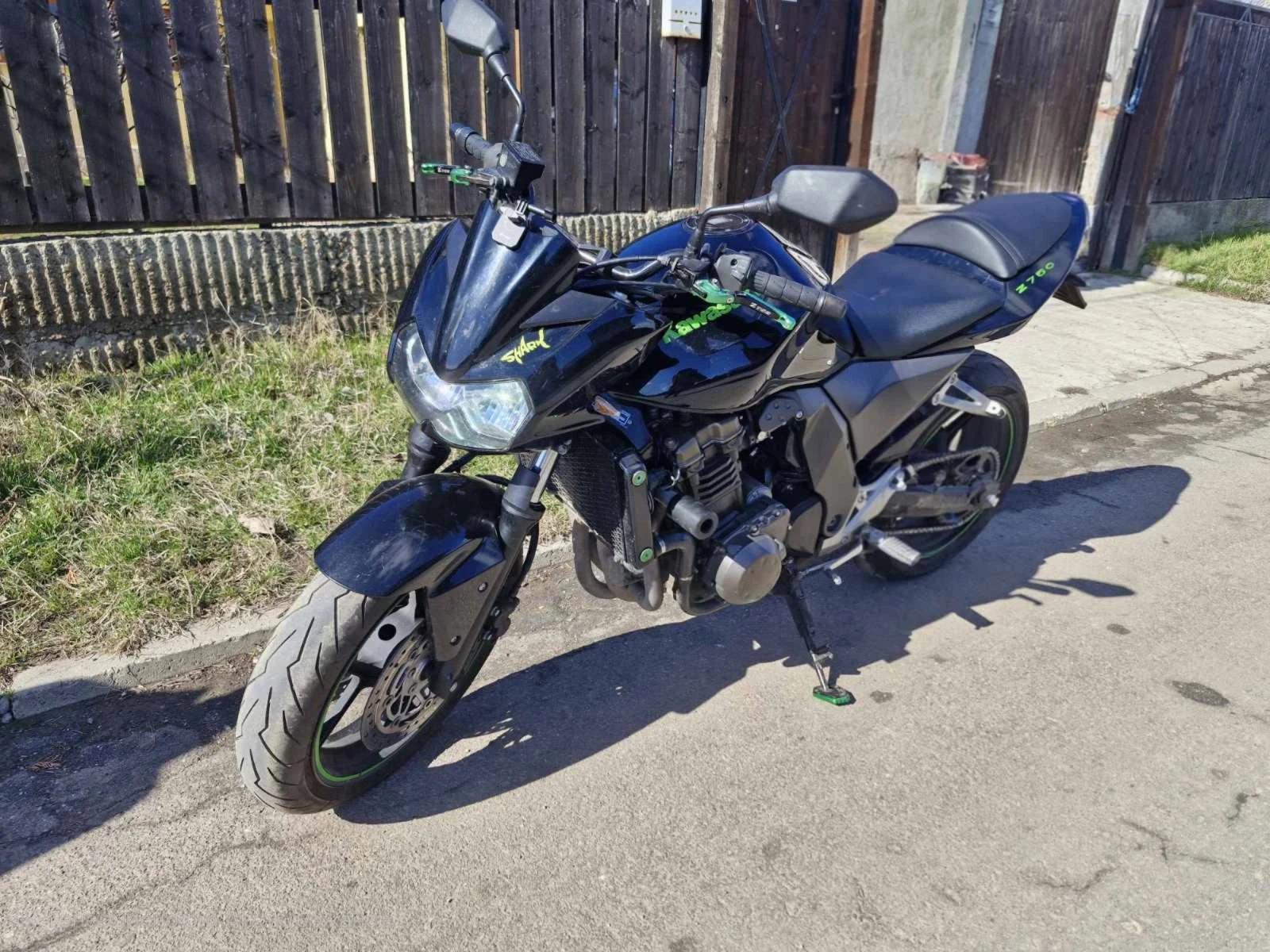 Kawasaki Z 750, снимка 5 - Мотоциклети и мототехника - 55167259