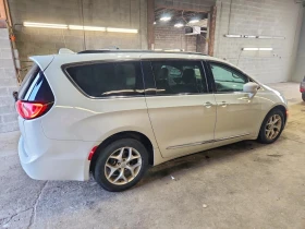 Chrysler Pacifica 3.6l Touring L, снимка 3