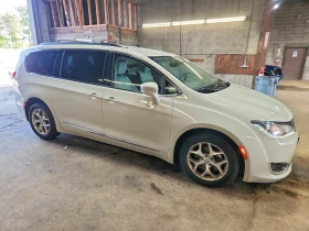 Chrysler Pacifica 3.6l Touring L, снимка 4