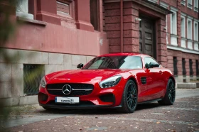  Mercedes-Benz AMG GT...