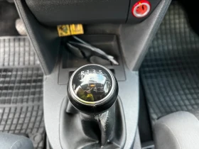 VW Touran 1.9TDI 105 * FACELIFT * PODGREV * BLUEMOTION , снимка 13