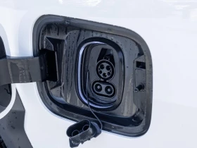 Chevrolet Silverado EV Work Truck with 3WT e4WD | Auto.bg — изображение 5