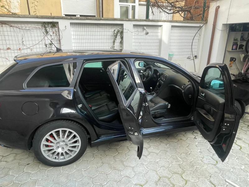 Alfa Romeo 159 sportwagon Ti- бартер , снимка 9 - Автомобили и джипове - 48242997