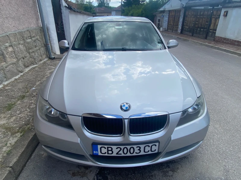 BMW 318 2.0i, снимка 2 - Автомобили и джипове - 48032075