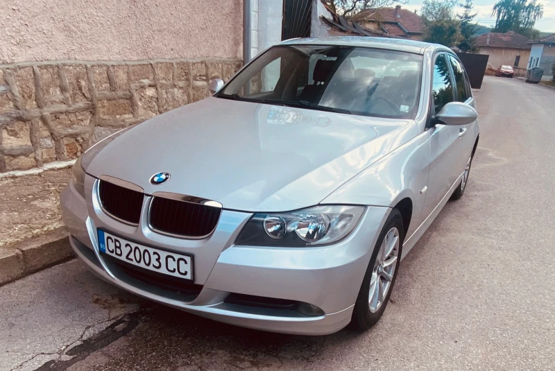 BMW 318 2.0i, снимка 1 - Автомобили и джипове - 48032075