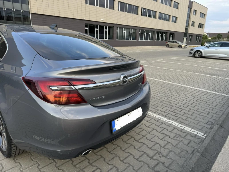 Opel Insignia, снимка 3 - Автомобили и джипове - 48990375