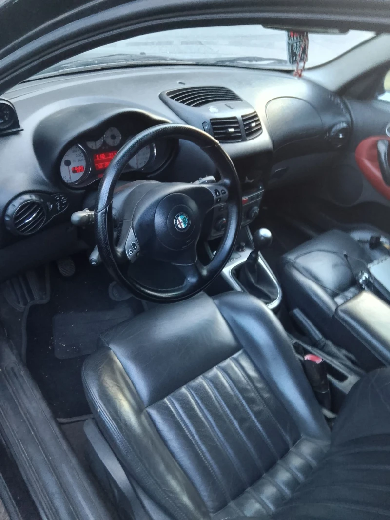 Alfa Romeo 147, снимка 5 - Автомобили и джипове - 52204633