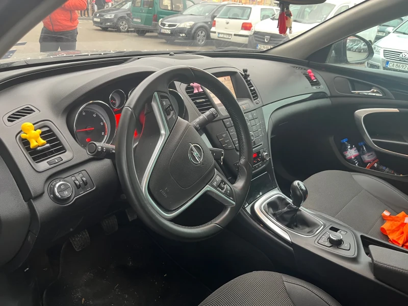 Opel Insignia, снимка 3 - Автомобили и джипове - 52431023