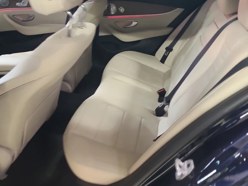 Mercedes-Benz E 450 * 3.0 V6 Biturbo * CARFAX * БЕЗ ПЪРВОНАЧАЛНА ВНОСК, снимка 13 - Автомобили и джипове - 53246315