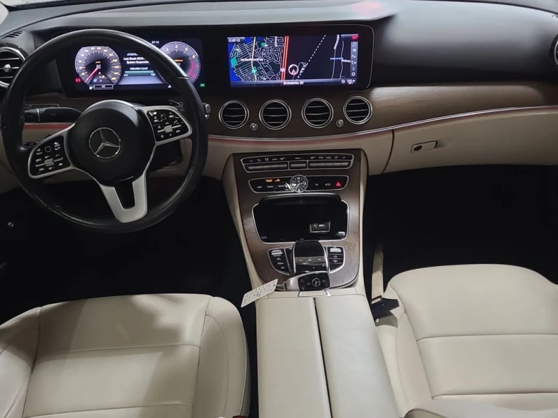 Mercedes-Benz E 450 * 3.0 V6 Biturbo * CARFAX * БЕЗ ПЪРВОНАЧАЛНА ВНОСК, снимка 11 - Автомобили и джипове - 53246315