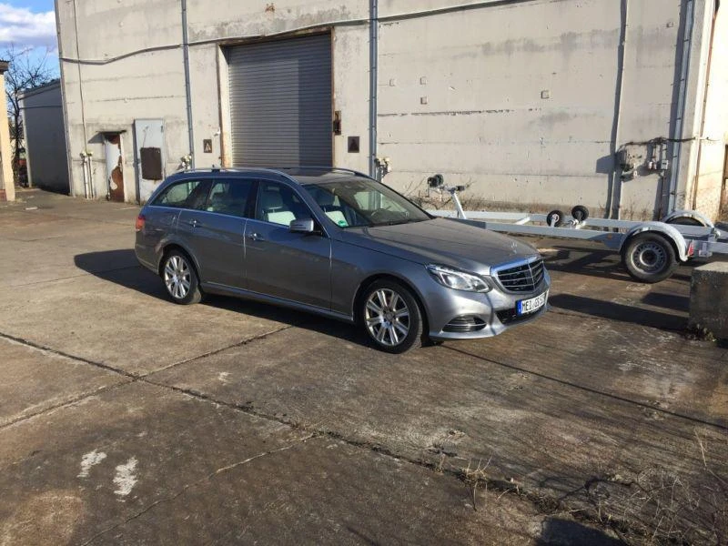 Mercedes-Benz E 350 350/250 3бр НА ЧАСТИ 4 матик - изображение 4