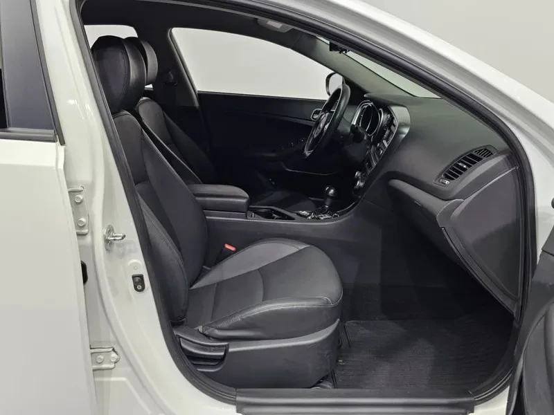 Kia K5 LPG DELUXE 2.0, снимка 11 - Автомобили и джипове - 55783733